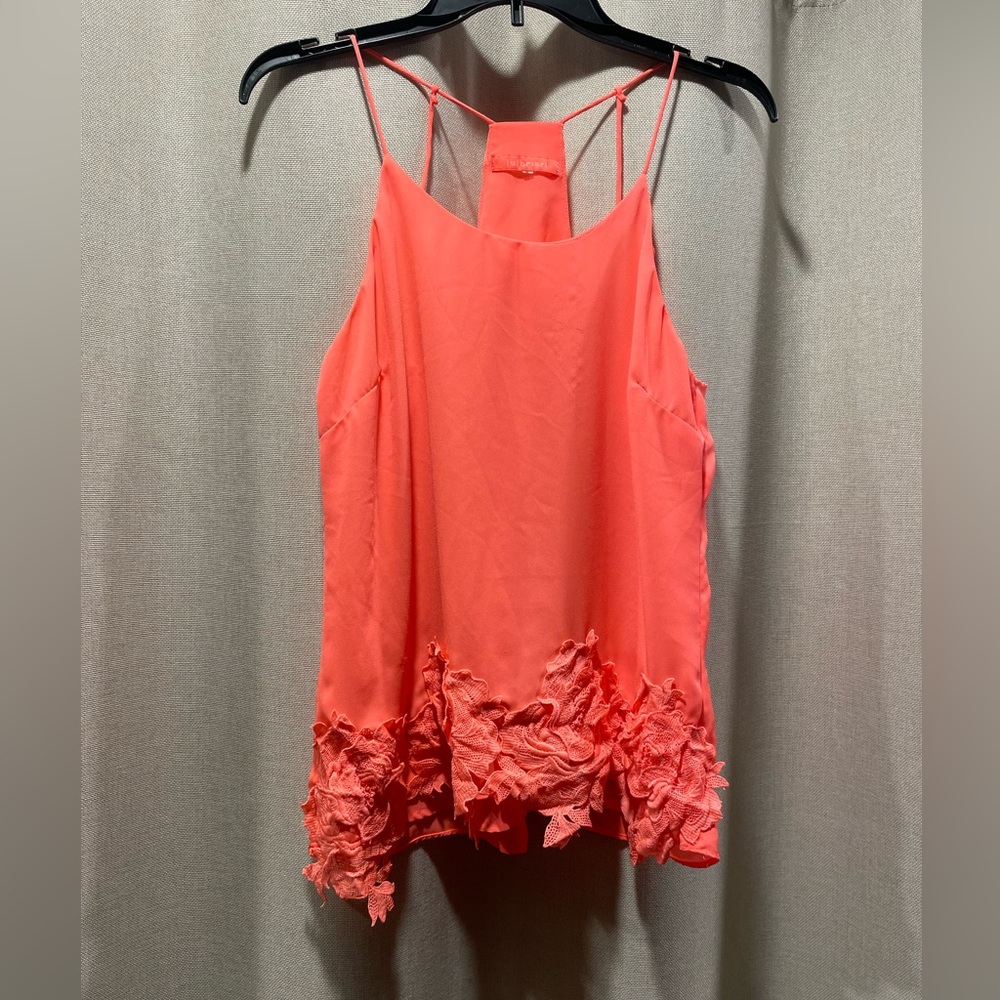 Lulumari size M sleeveless blouse